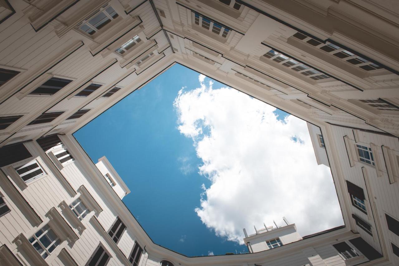 Palazzo Nana Suites & Apartments Napoli Eksteriør billede